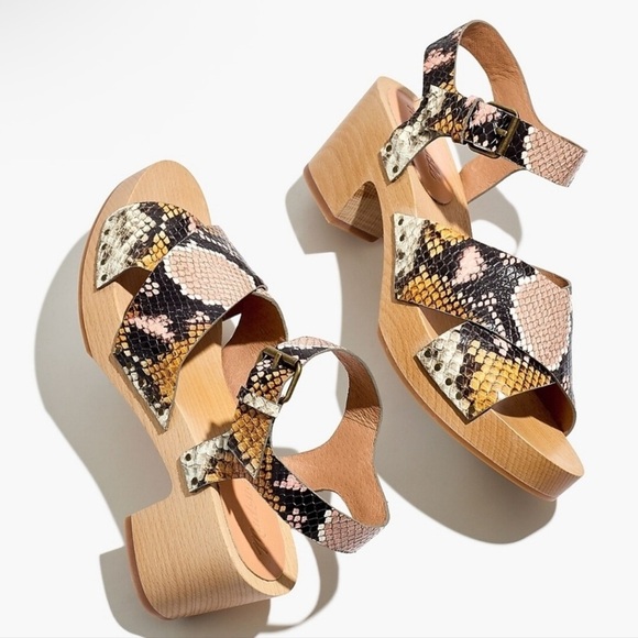Madewell The Johanna Crisscross Clog Sandal in Snake Embossed Leather Size 7.5 - Picture 1 of 9